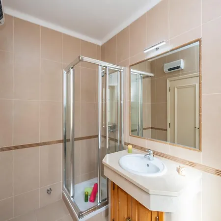 Villa In Algarve Near Ancao Beach 别墅 *