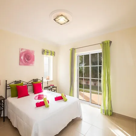 Villa In Algarve Near Ancao Beach 别墅